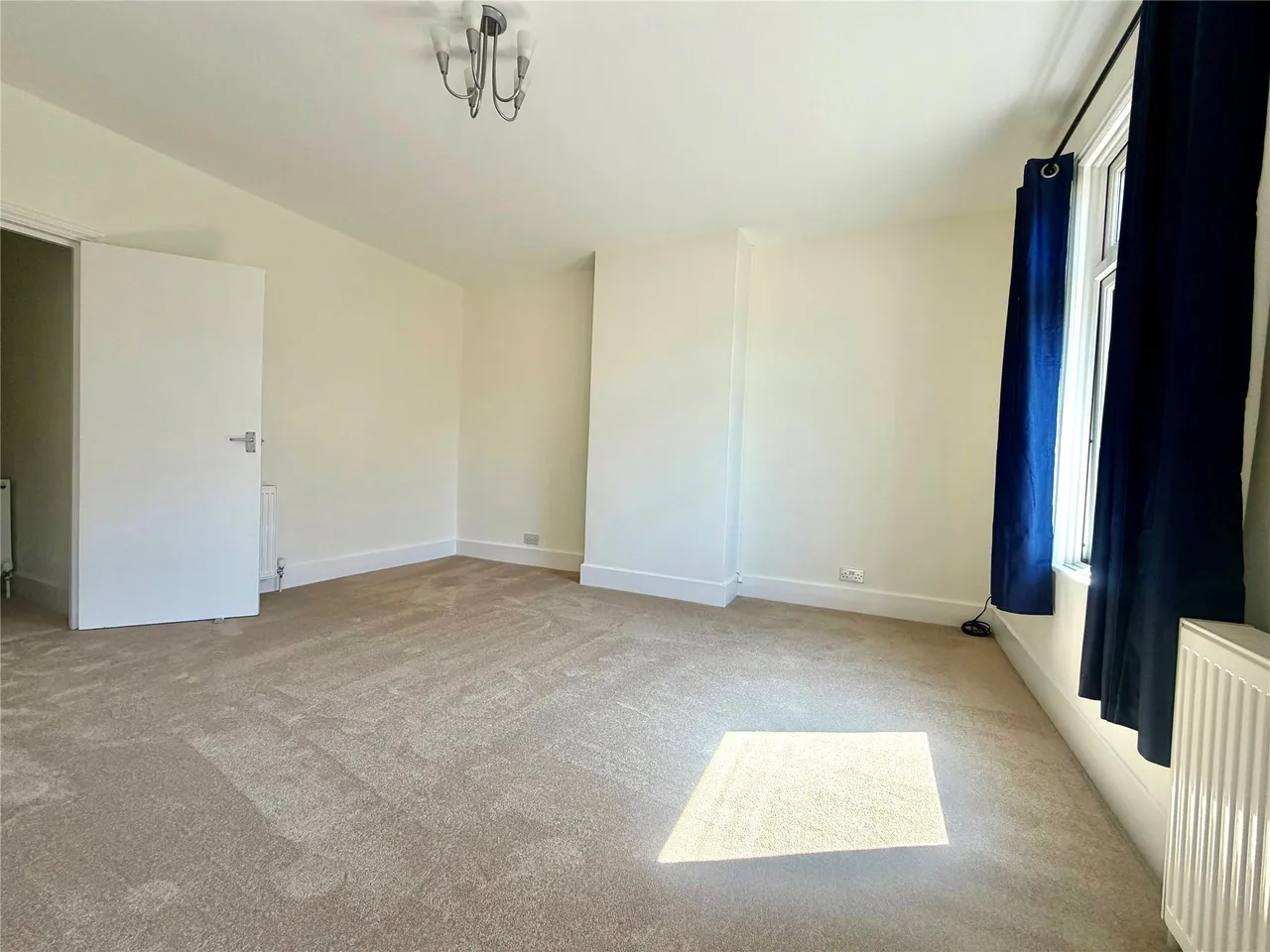 High Street, Kent, Rusthall, TN4 8SD, photo 3