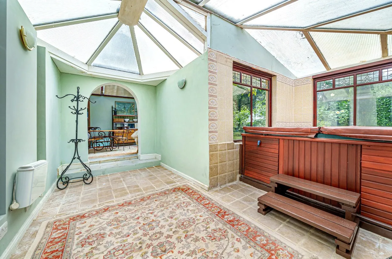 Oaklands Road, Totteridge, London, N20 8BA, photo 10