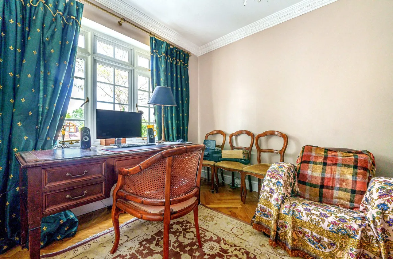 Oaklands Road, Totteridge, London, N20 8BA, photo 9
