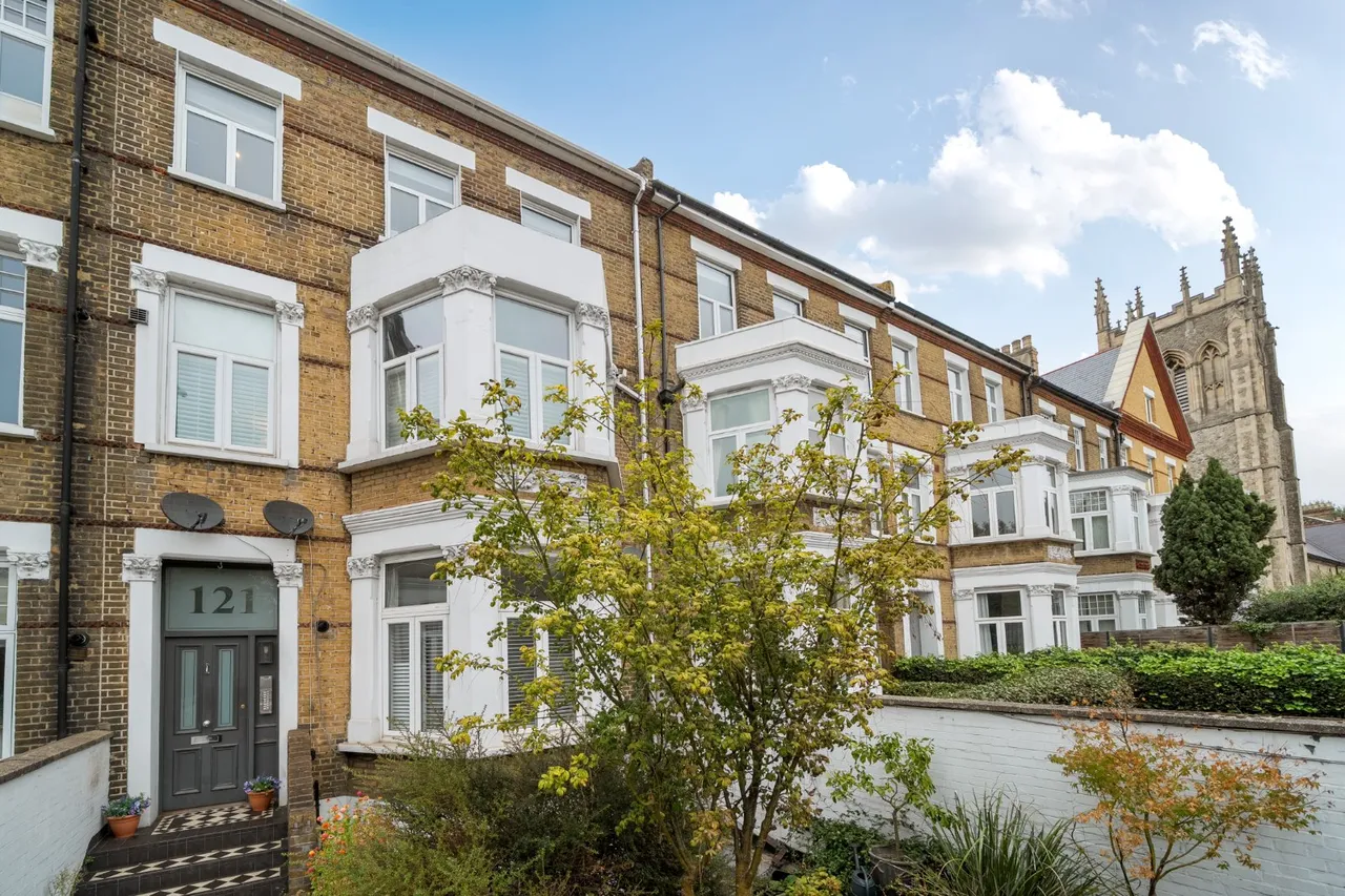 Clapham Common North Side, Battersea, SW4, photo 15