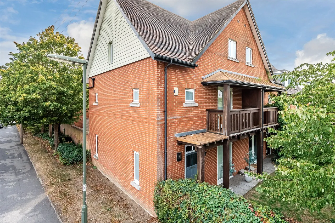 Henderson Avenue, Guildford, GU2, photo 38