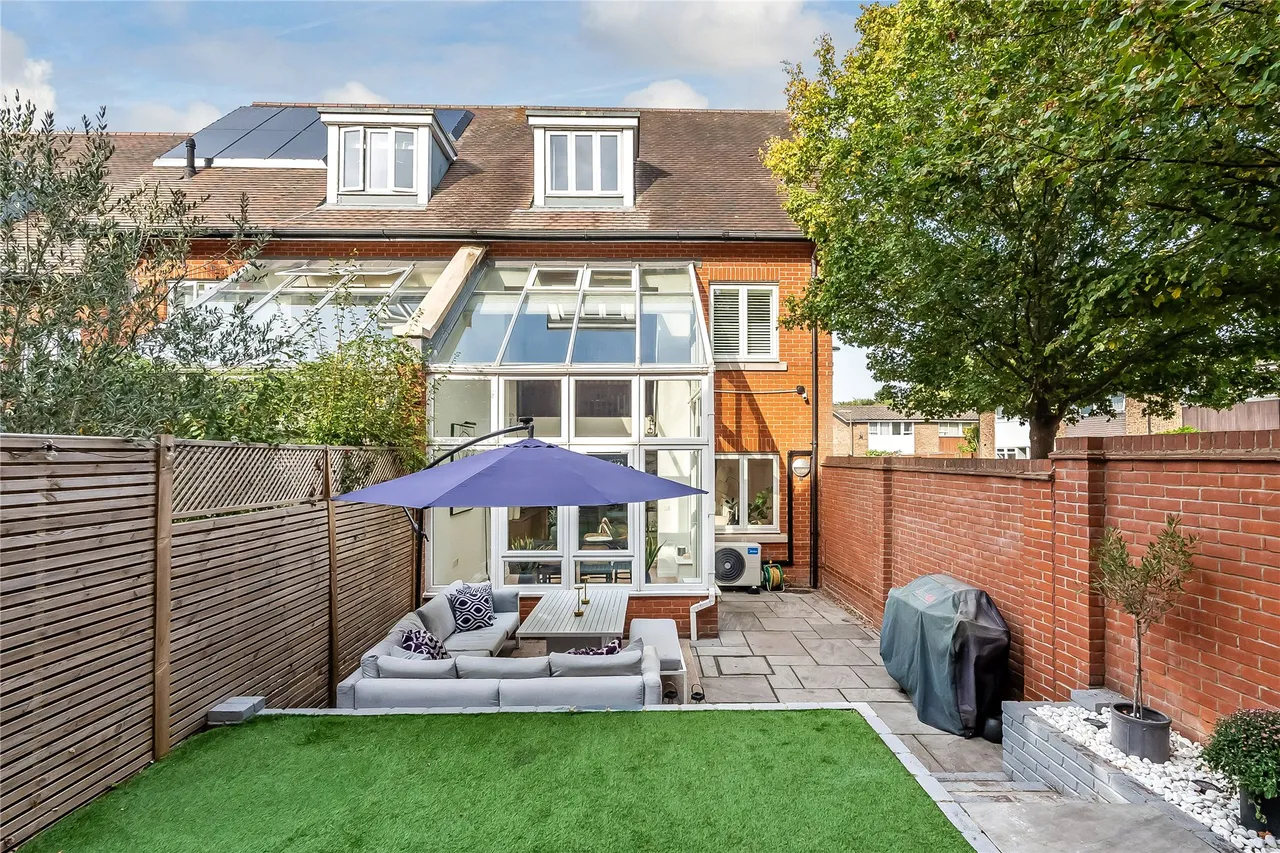 Henderson Avenue, Guildford, GU2, photo 35