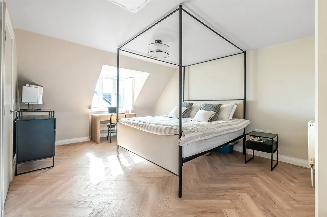Henderson Avenue, Guildford, GU2, photo 8