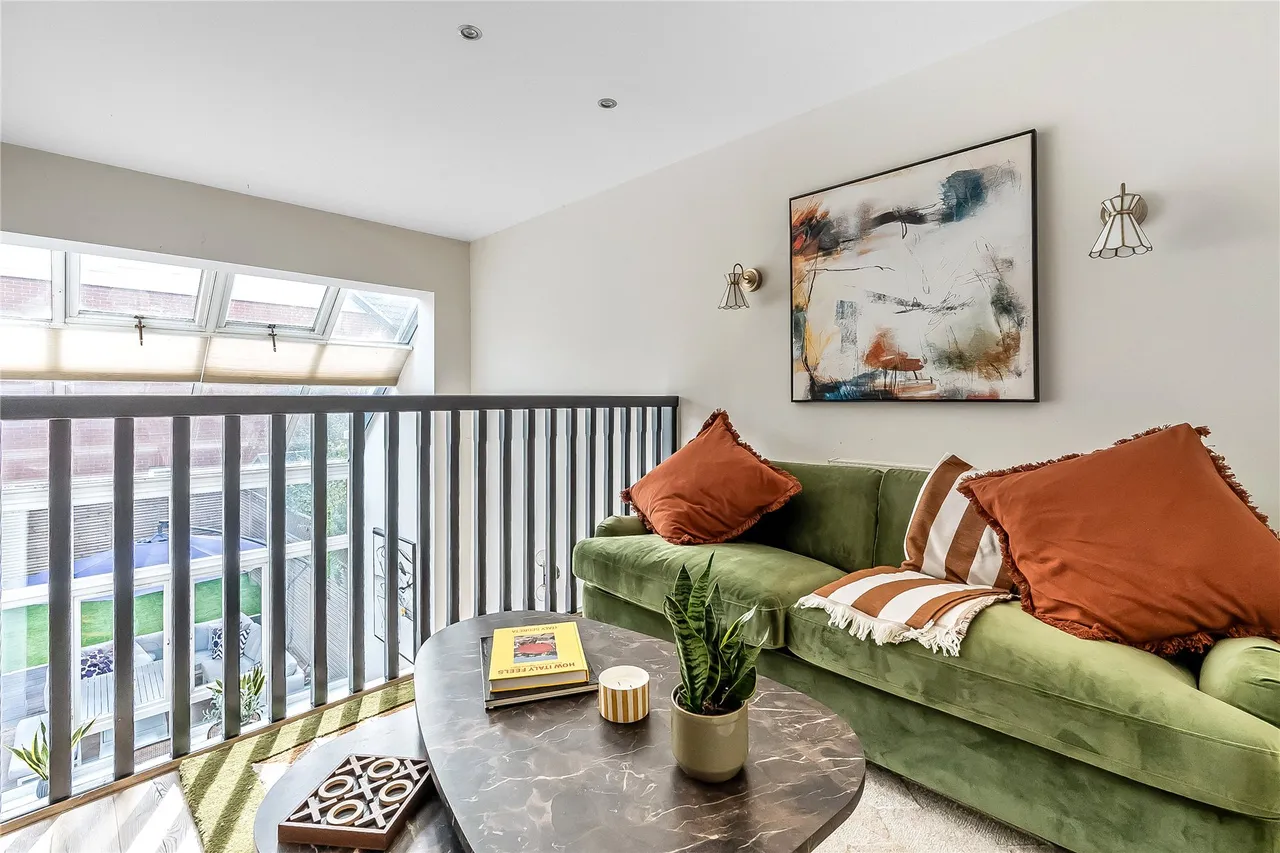 Henderson Avenue, Guildford, GU2, photo 21