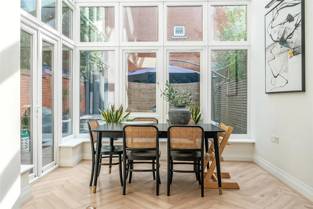 Henderson Avenue, Guildford, GU2, photo 29
