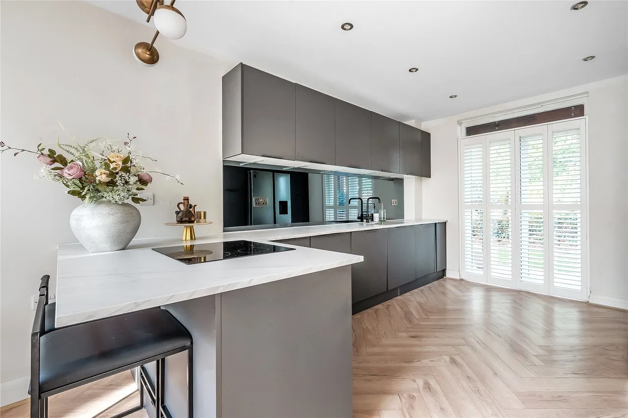 Henderson Avenue, Guildford, GU2, photo 6