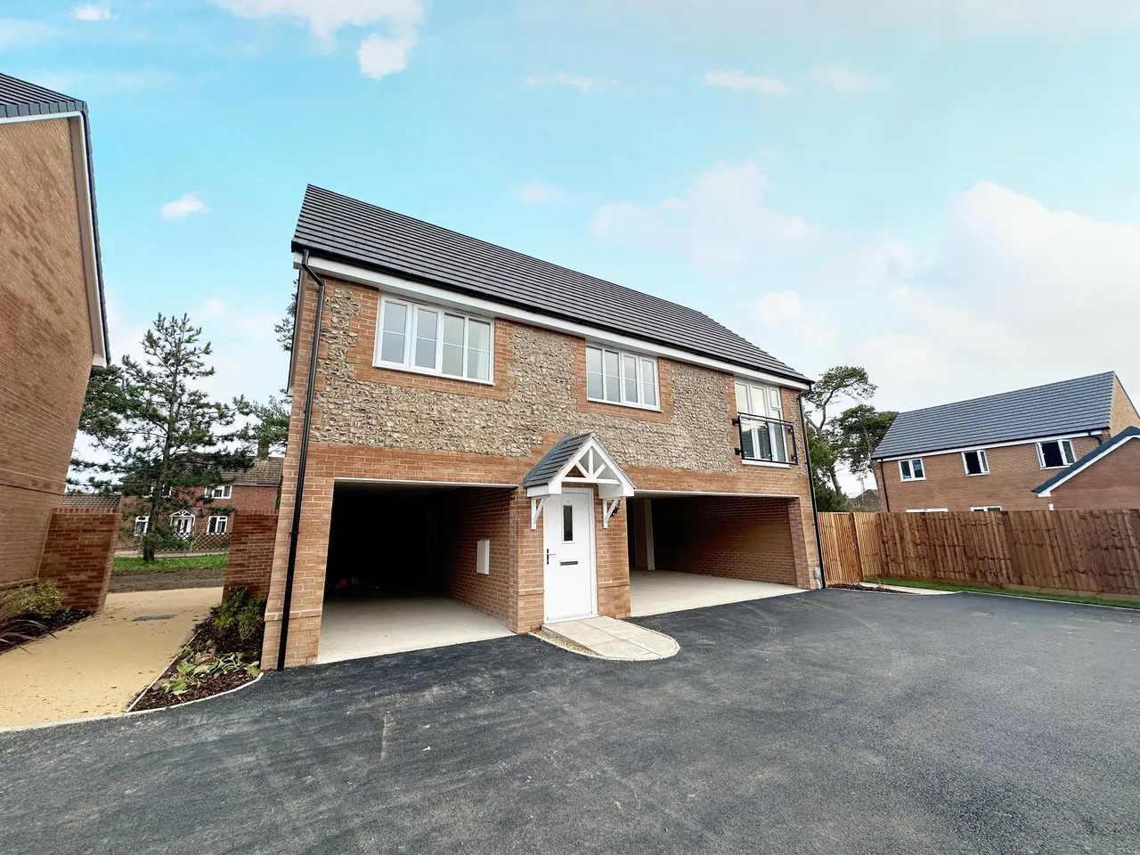 2 bed house to rent — Snowdrop Road, Lakenheath