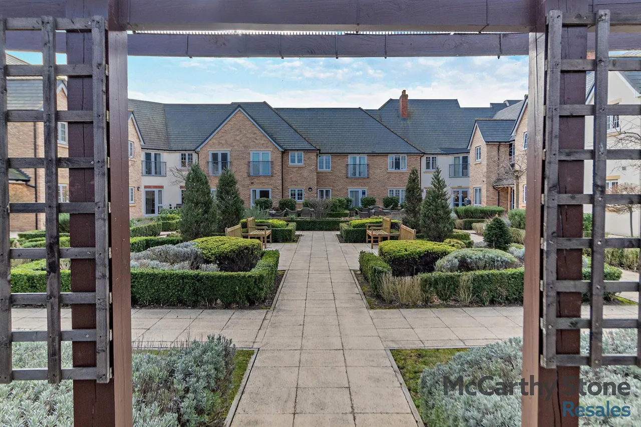 Lisle Lane, Ely, CB7, photo 23