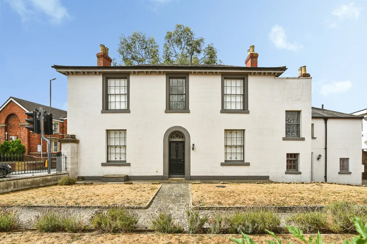 Bath Road, Swindon, SN1, photo 17