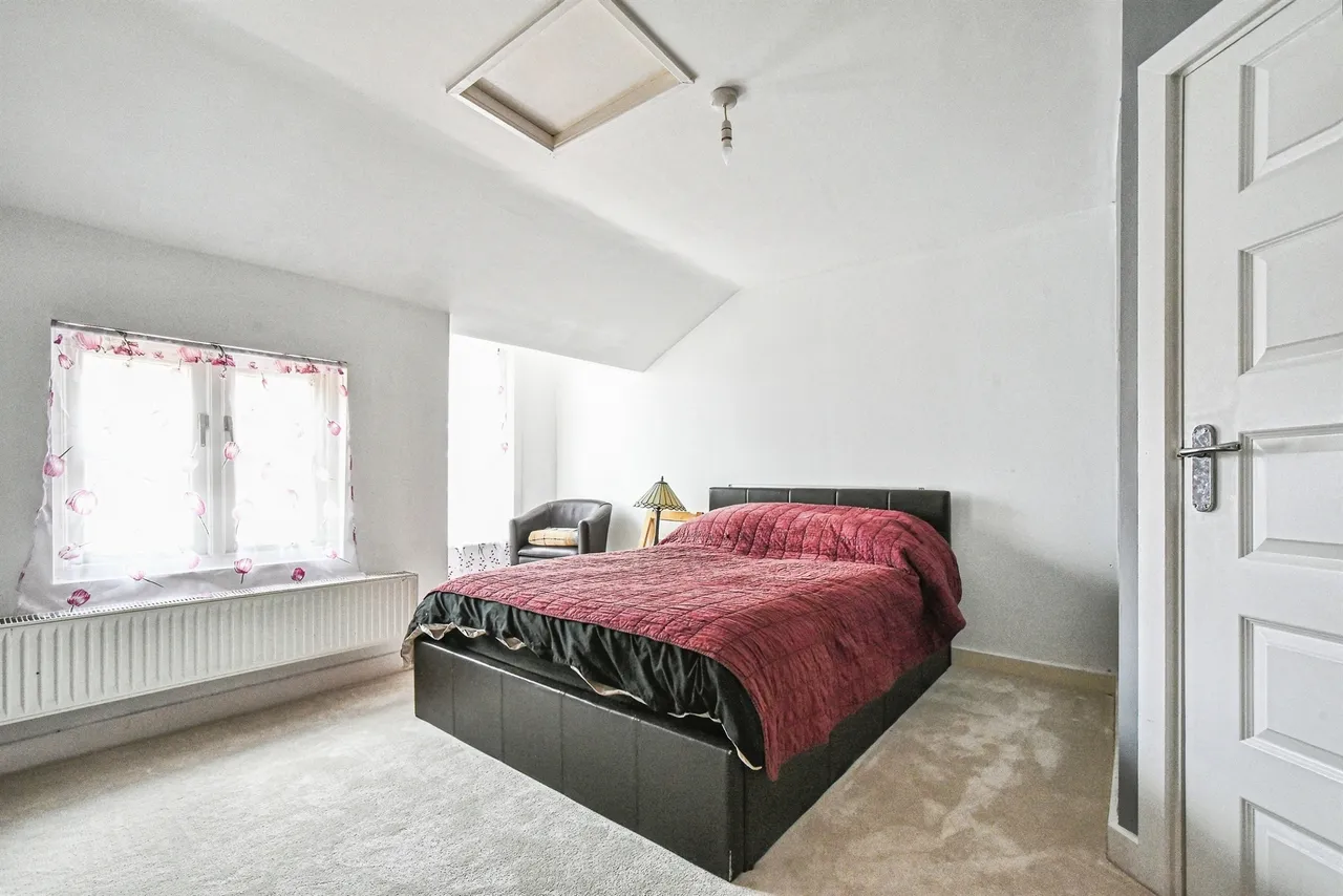 Bath Road, Swindon, SN1, photo 9