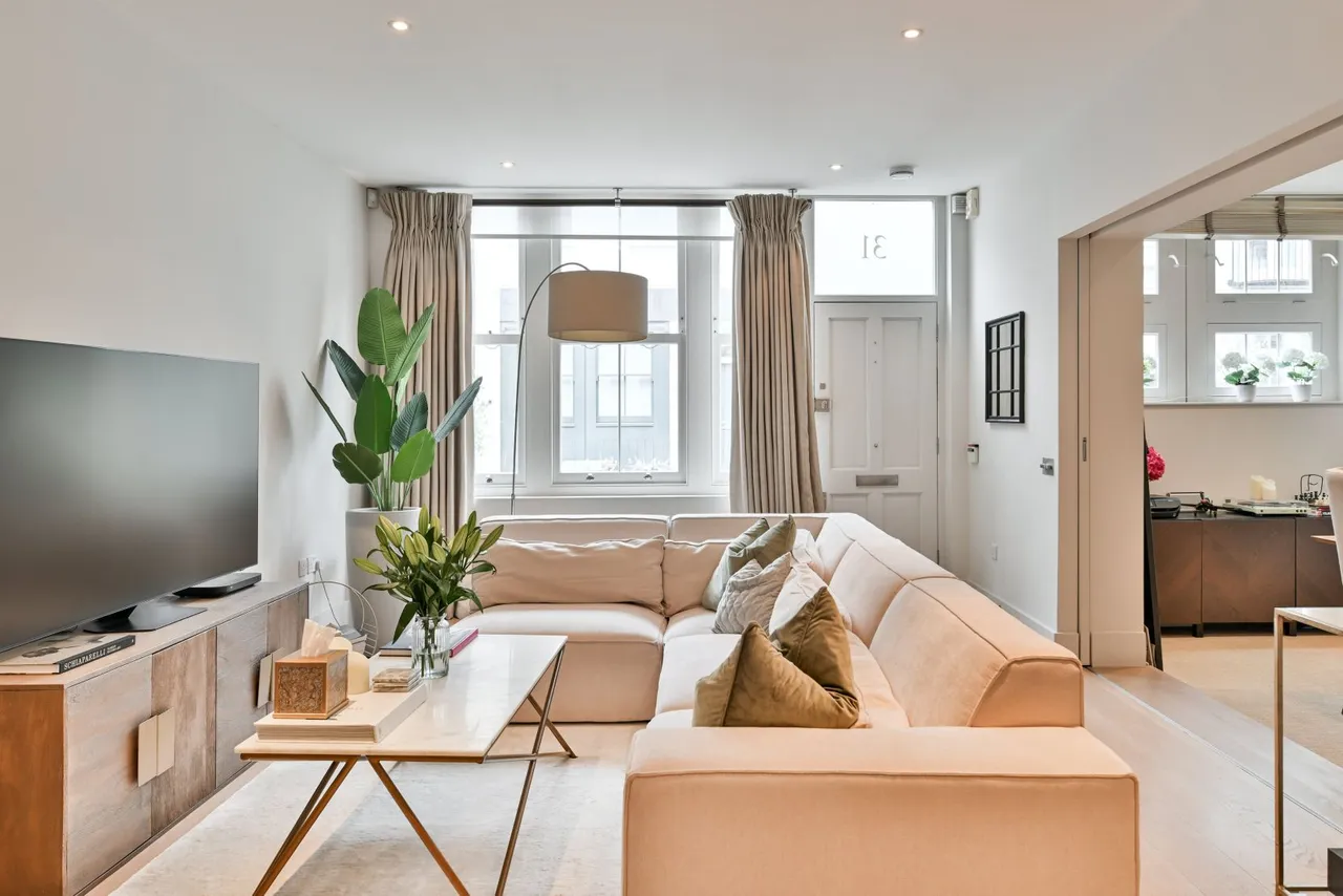 Cranley Mews, South Kensington, London, SW7 3BY, photo 3