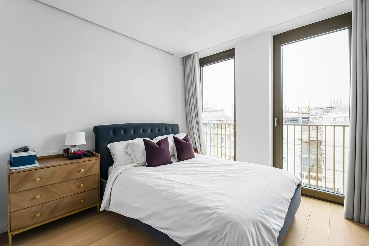 Little Britain, London, EC1A, photo 10