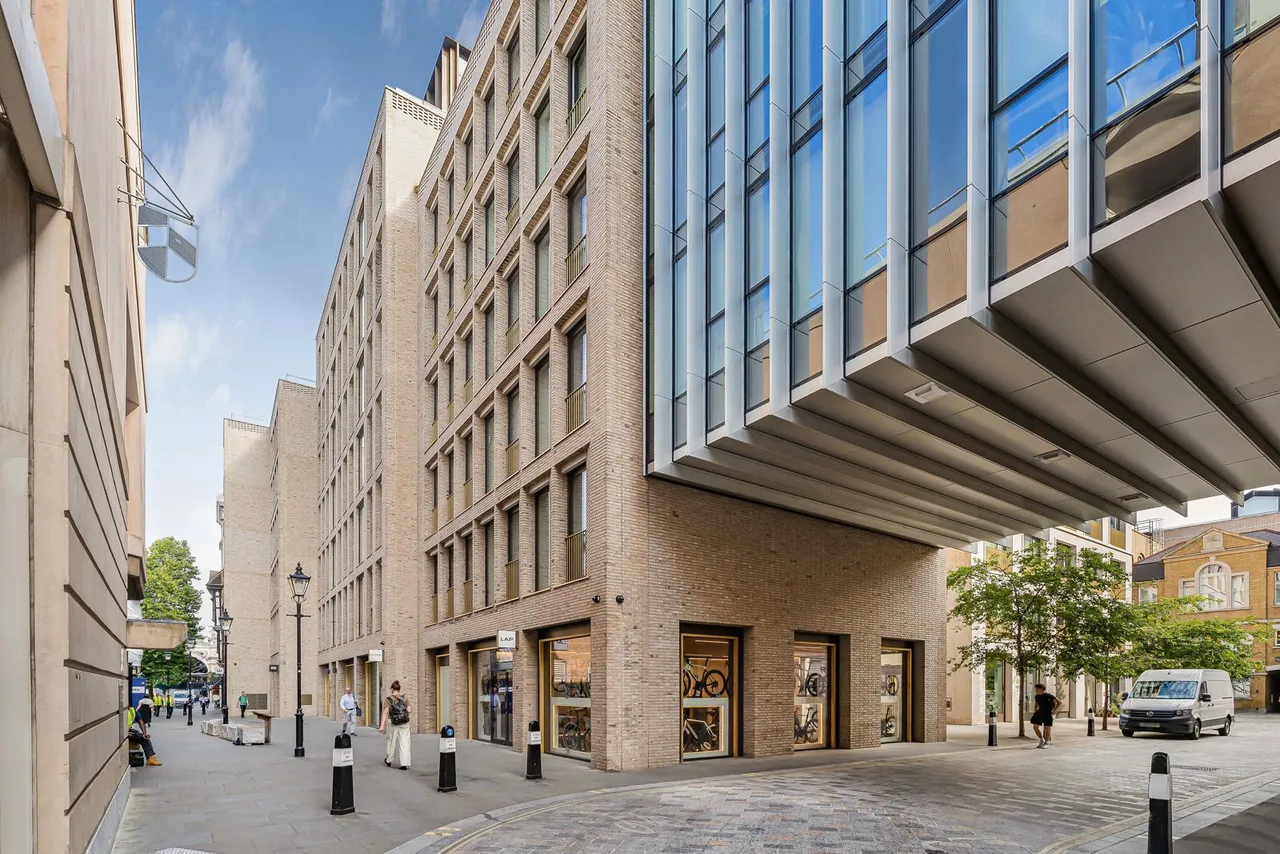 Little Britain, London, EC1A, photo 14