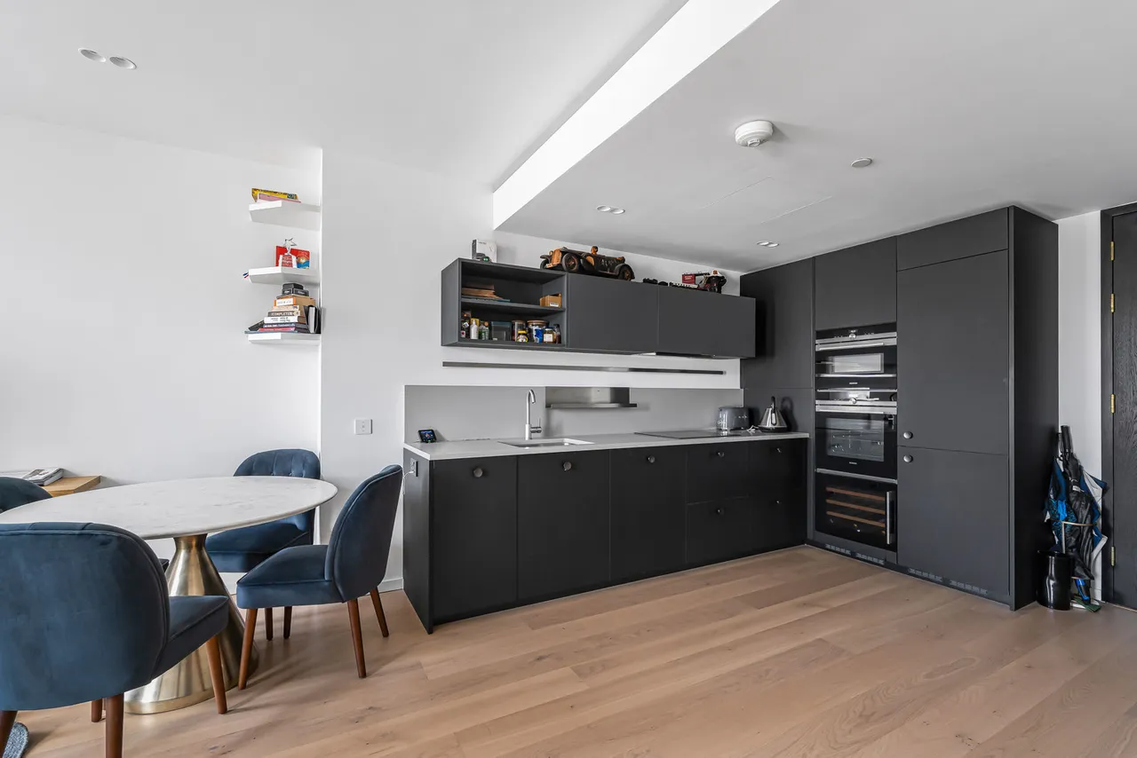 Little Britain, London, EC1A, photo 7
