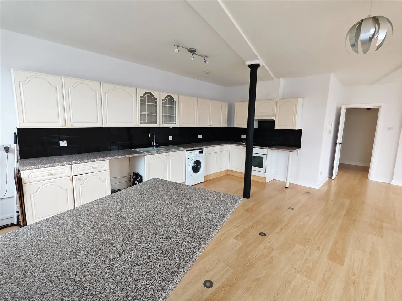 Radford Road, Nottingham, Nottinghamshire, NG7, photo 4