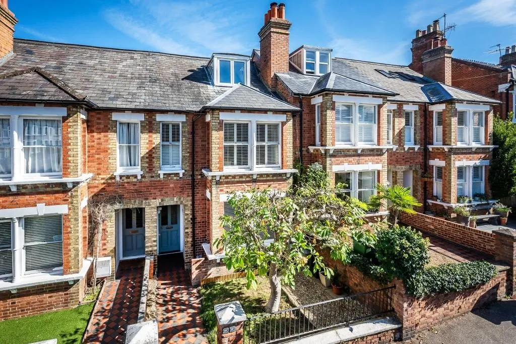 1 bed flat for sale, Wathen Road, Dorking, RH4