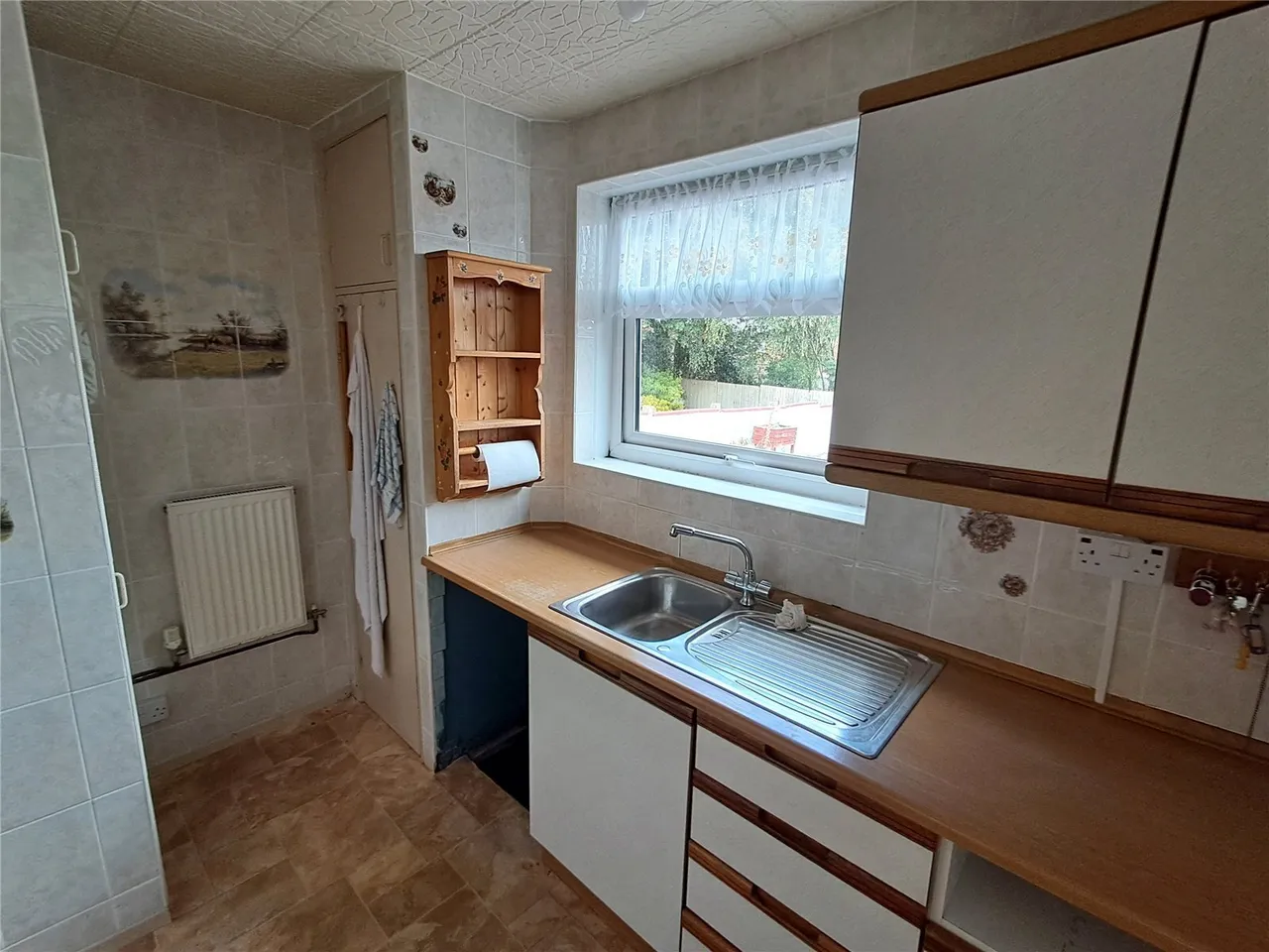 Speedy Close, Cannock, Staffordshire, WS11, photo 4