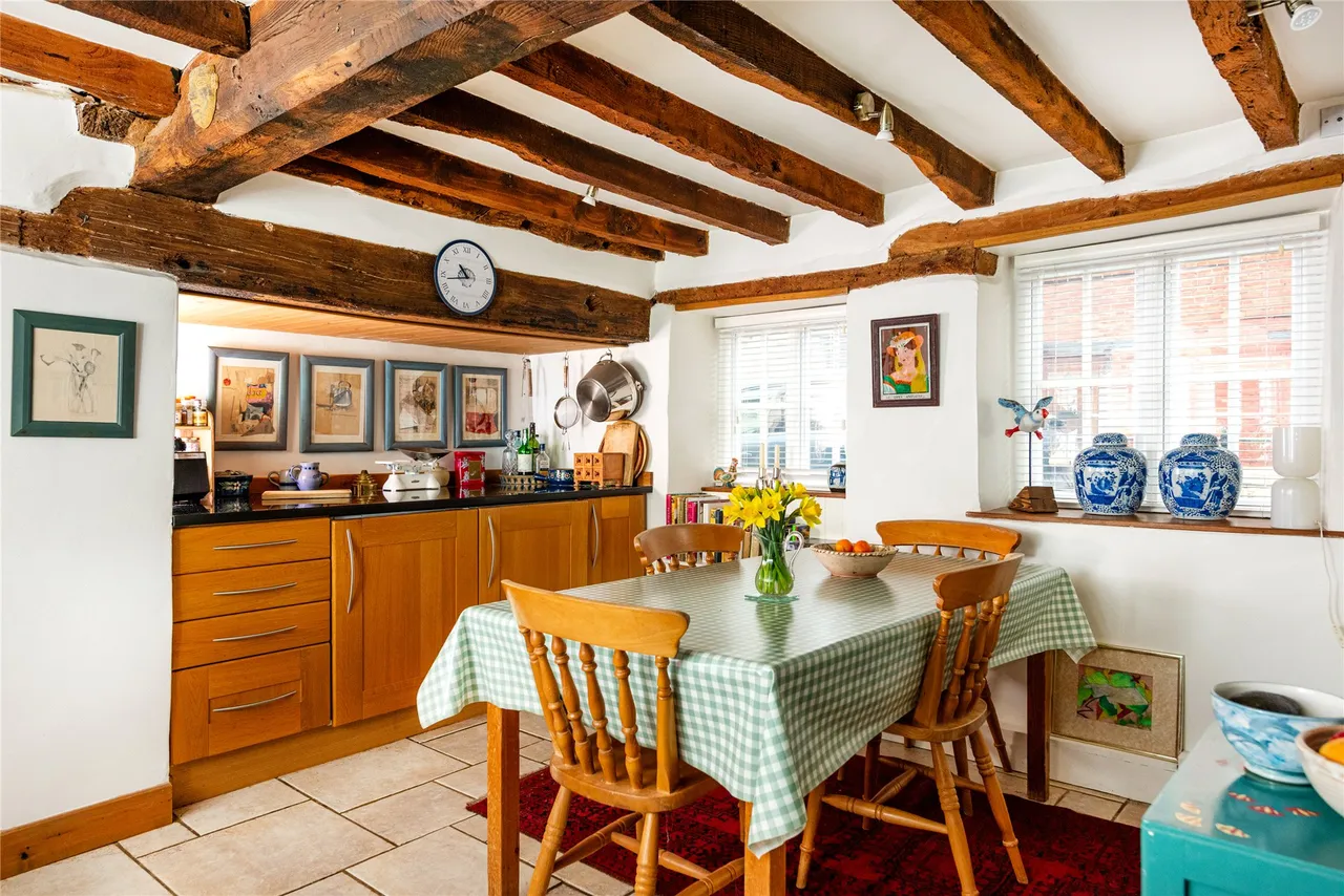 Main Street, Tingewick, MK18, photo 9