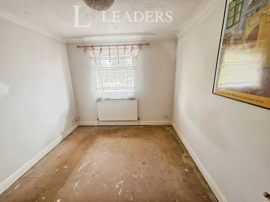 Havant Road, Drayton, PO6, photo 6