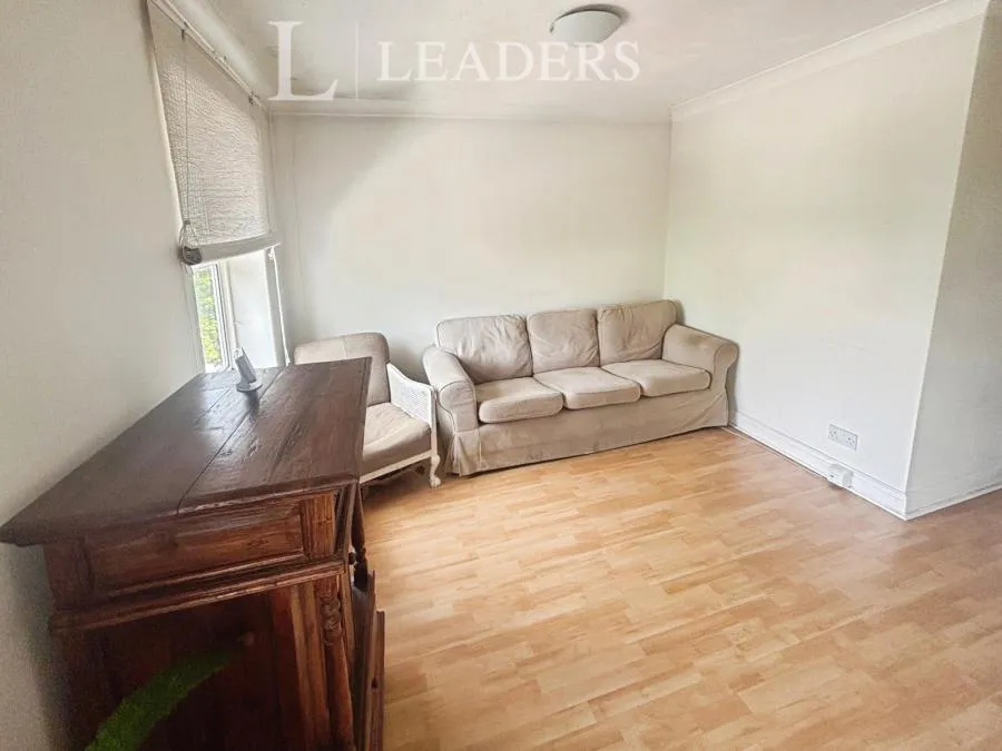 Havant Road, Drayton, PO6, photo 5