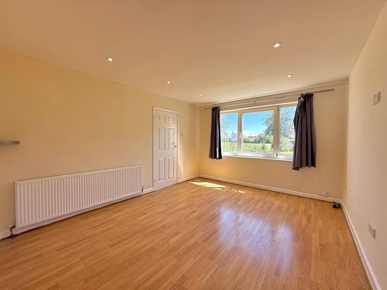 Maunsell Way, Swindon, Wiltshire, SN4 9JF, photo 3
