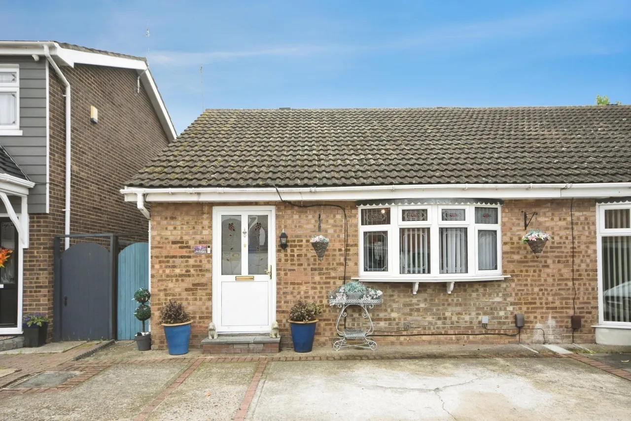 The Ridings, Canvey Island, SS8, photo 16