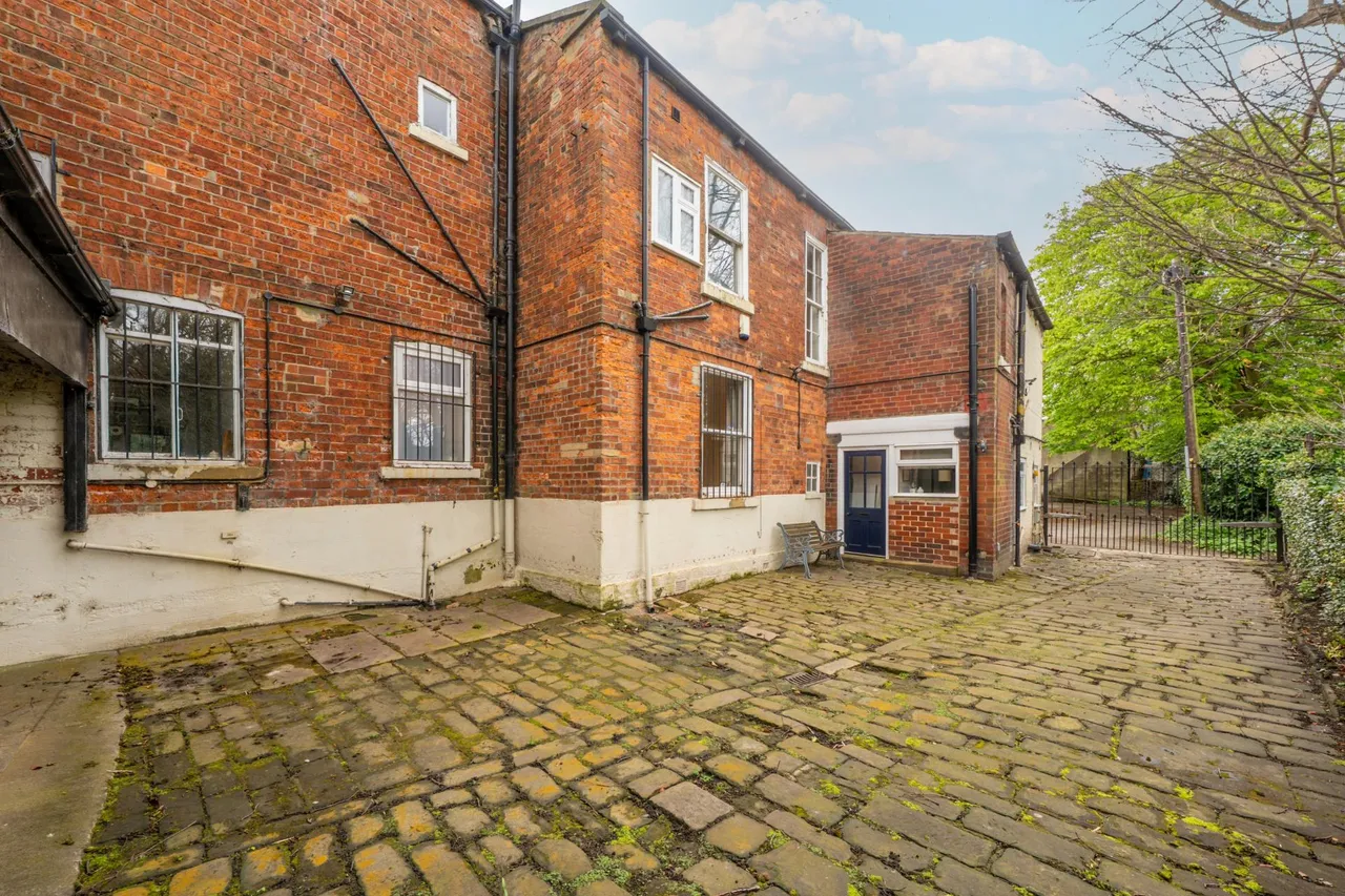 Harrogate Road, Chapel Allerton, LS7, photo 9