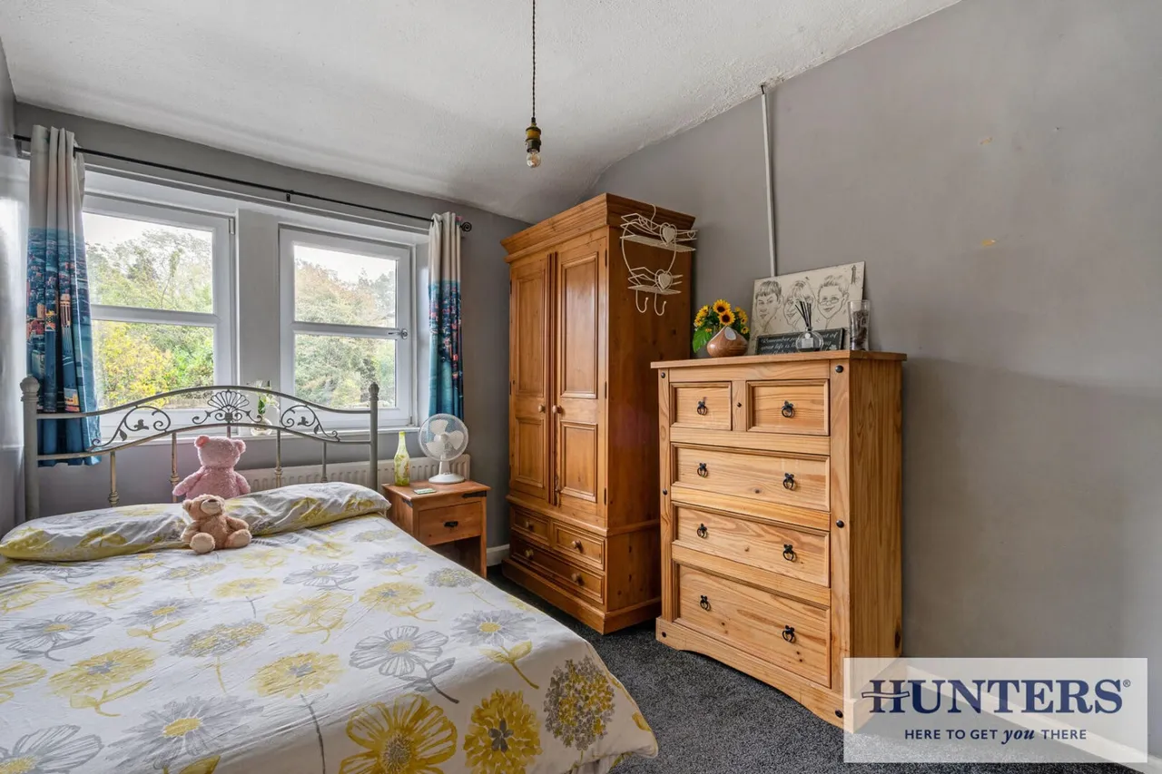 Apperley Lane, Rawdon, LS19, photo 13