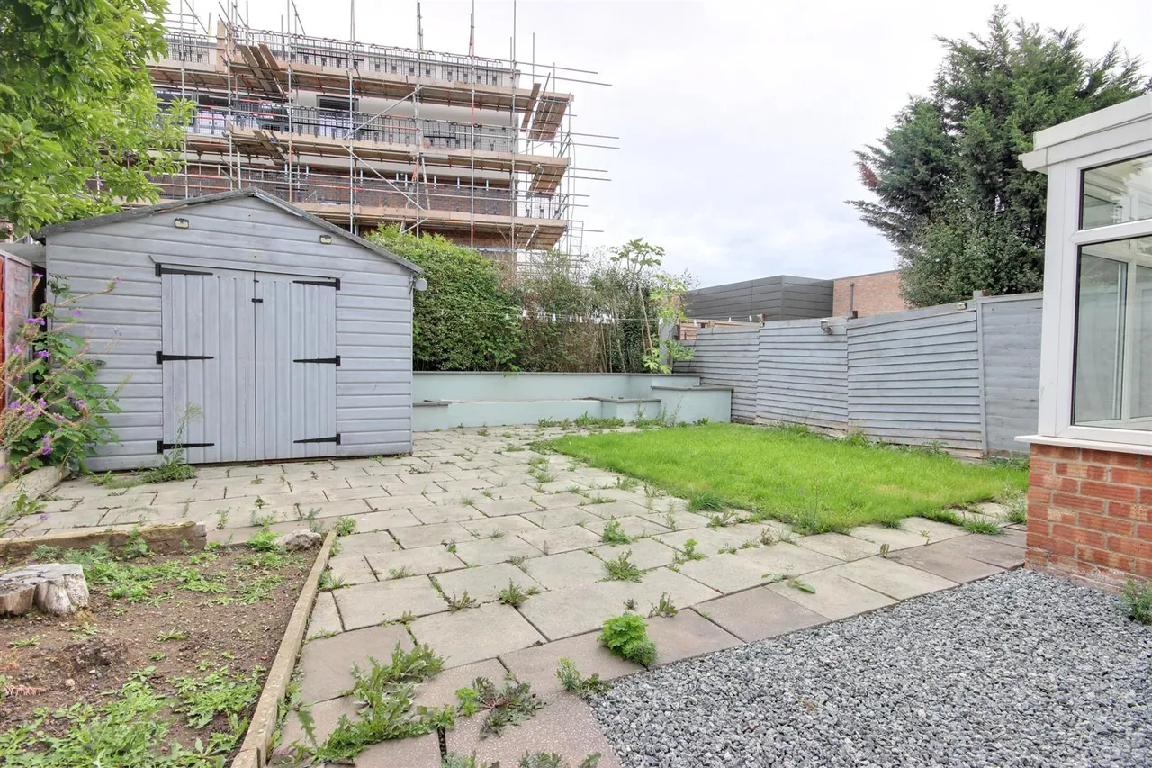 Manor Way, Anlaby, Hull, photo 16