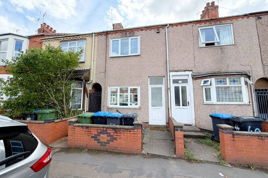 3 bed house to rent — Graham Road, Rugby, Warwickshire, CV21 3LD