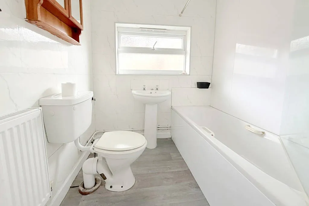 Graham Road, Rugby, Warwickshire, CV21 3LD, photo 6