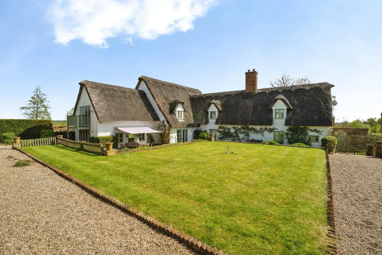 Huntsmans Lane, Foxearth, CO10, photo 27