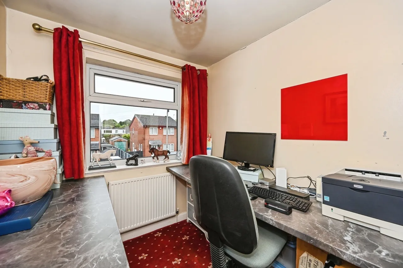 Woolton Close, Ashton-in-Makerfield, Wigan, Greater Manchester, WN4, photo 16