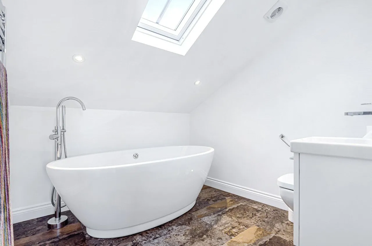 Moorend Terrace, Leckhampton, GL53, photo 9