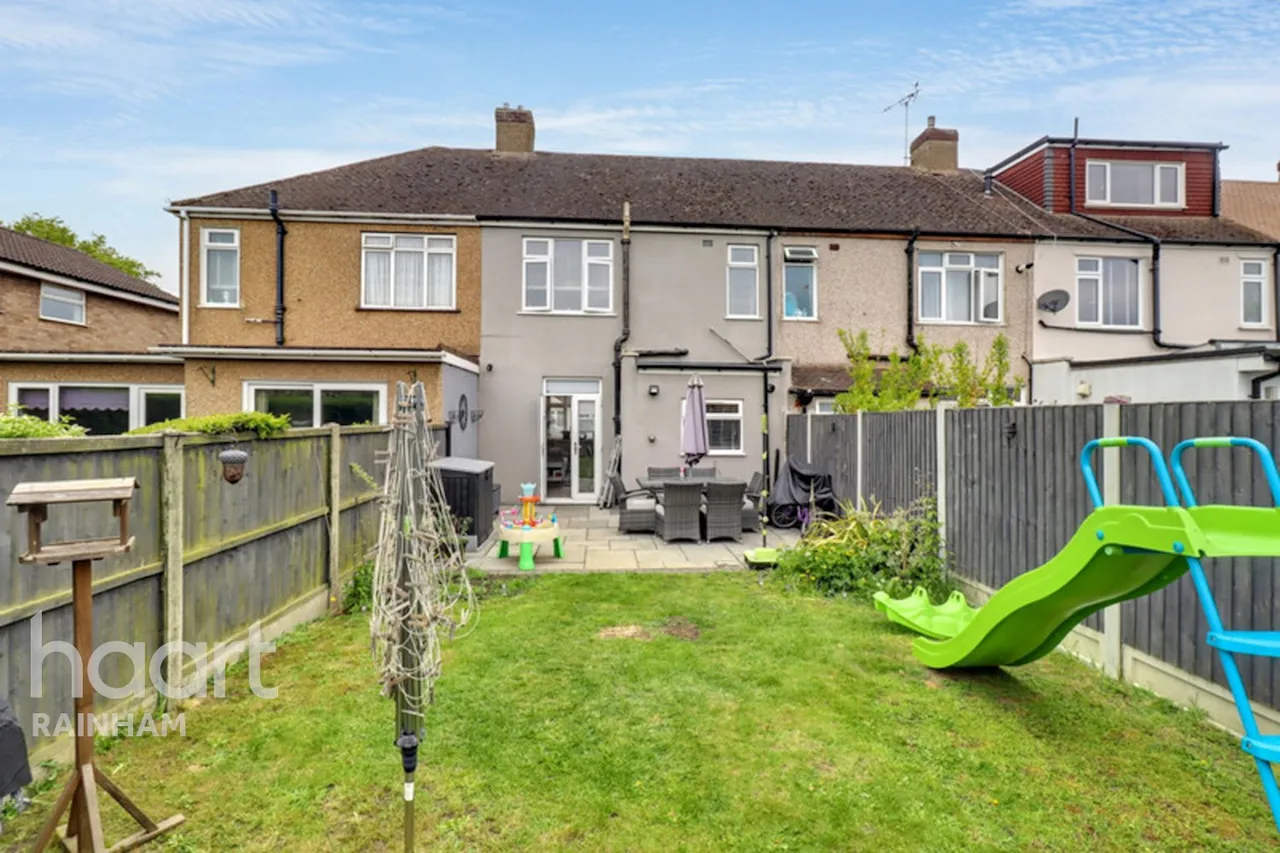 Lake Avenue, Rainham, RM13, photo 18