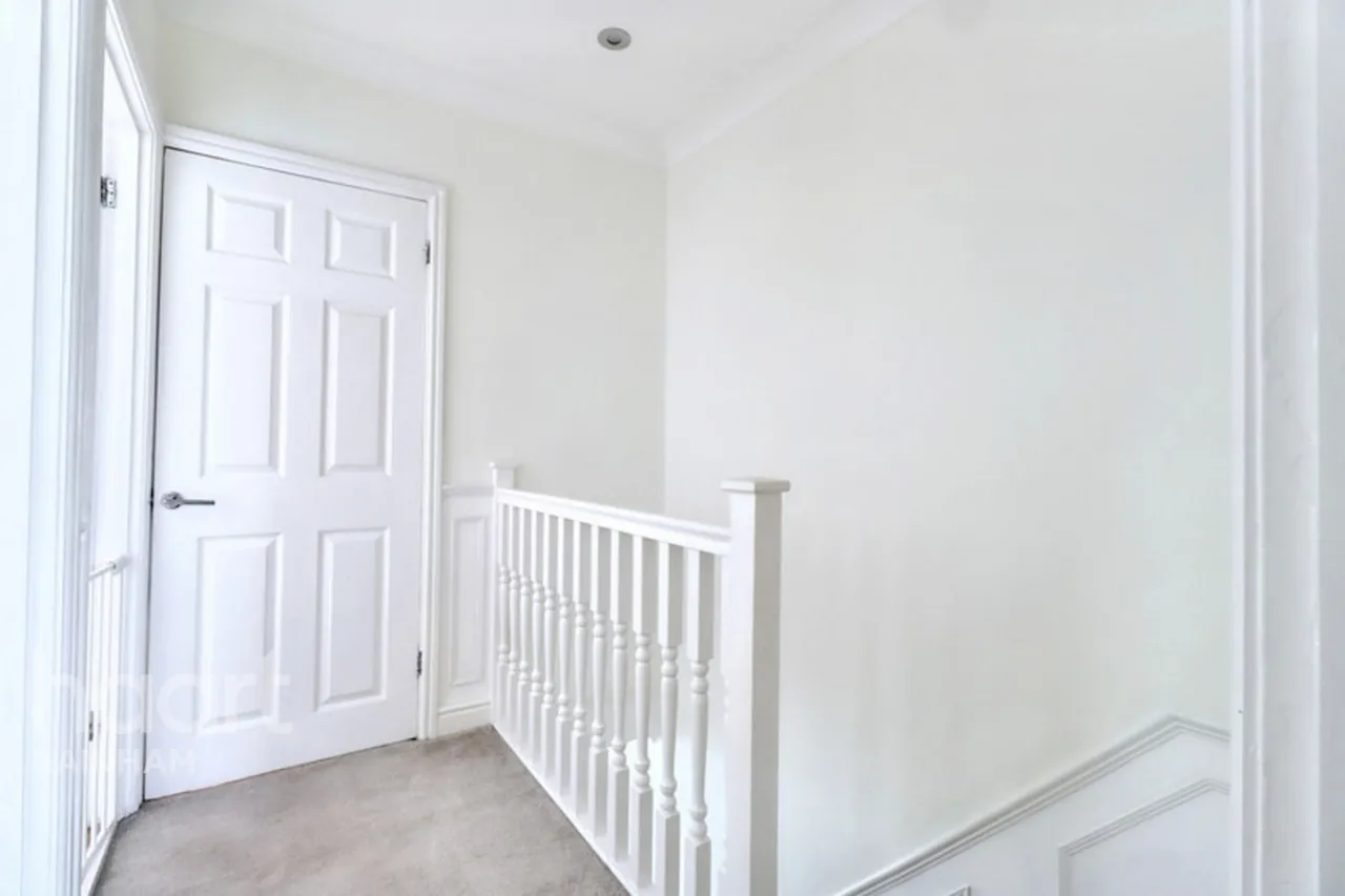 Lake Avenue, Rainham, RM13, photo 10