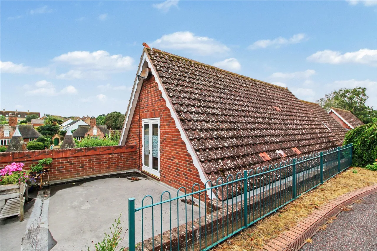 Covert Road, Reydon, Southwold, Suffolk, IP18, photo 3