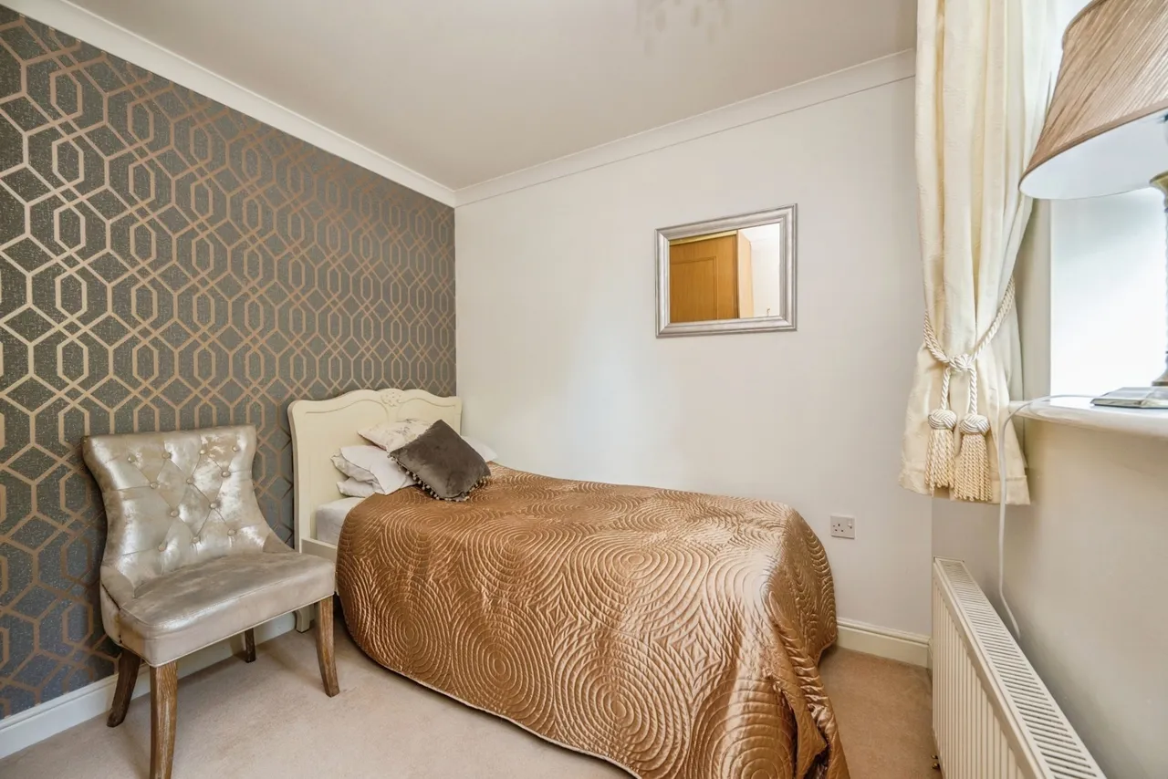 Reid Close, Burntwood, Staffordshire, WS7, photo 17