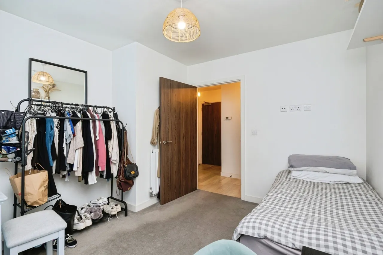 Jupp Road West, London, E15, photo 13