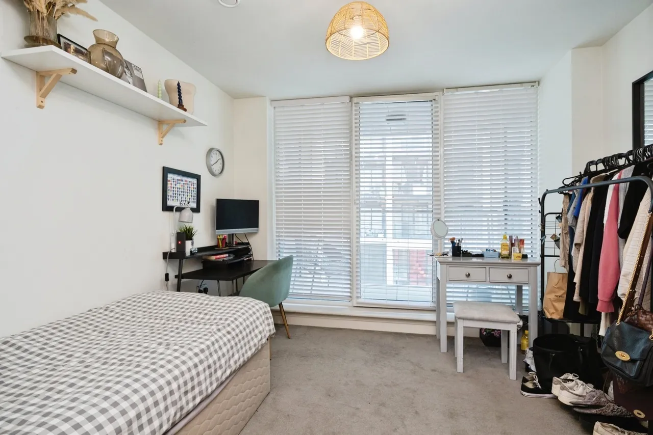Jupp Road West, London, E15, photo 12