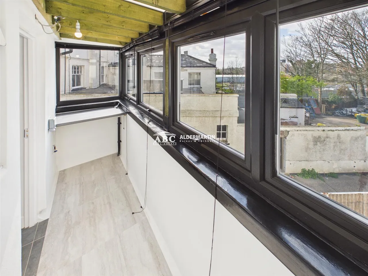 Station Road, Hendon, photo 5