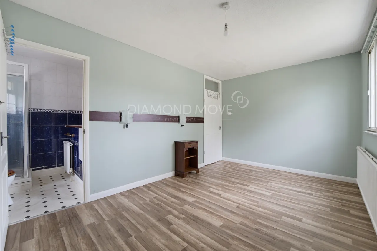 Conway Road, Whitton, TW4 5LR, photo 10