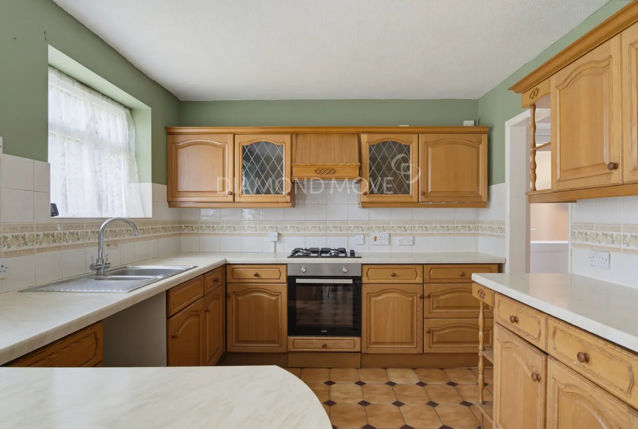 Conway Road, Whitton, TW4 5LR, photo 6