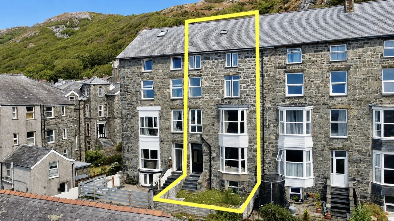 6 bed house for sale, Glasfor Terrace, Barmouth, LL42