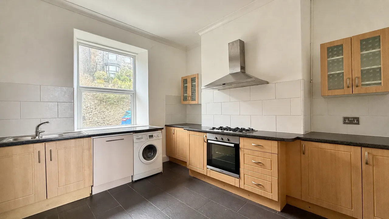 Glasfor Terrace, Barmouth, LL42, photo 8