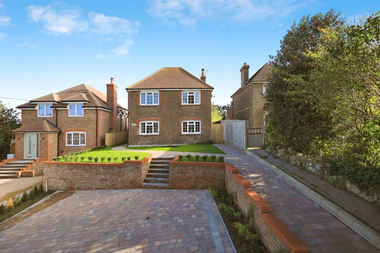 3 bed house for sale, Wannock Road, Polegate, BN26