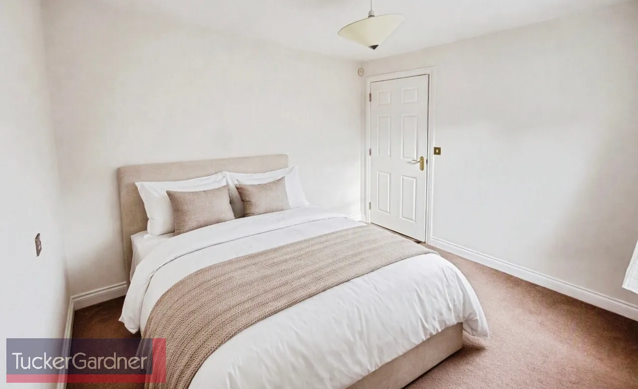 Longchamp Drive, Ely, CB7, photo 8