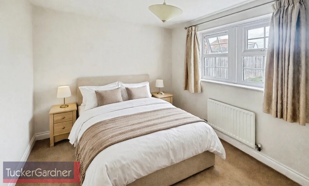 Longchamp Drive, Ely, CB7, photo 7