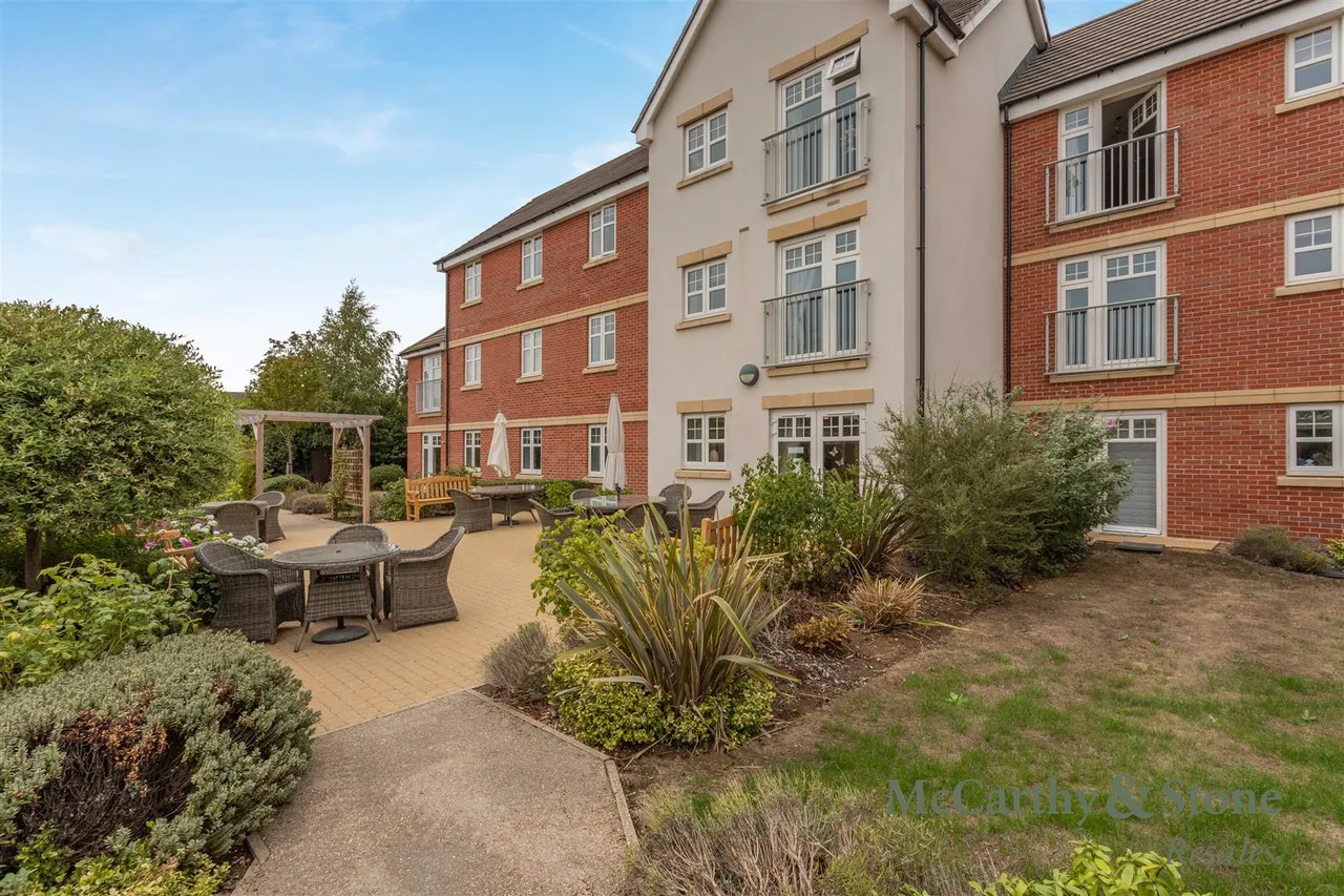 Westfield Road, Wellingborough, NN8, photo 21