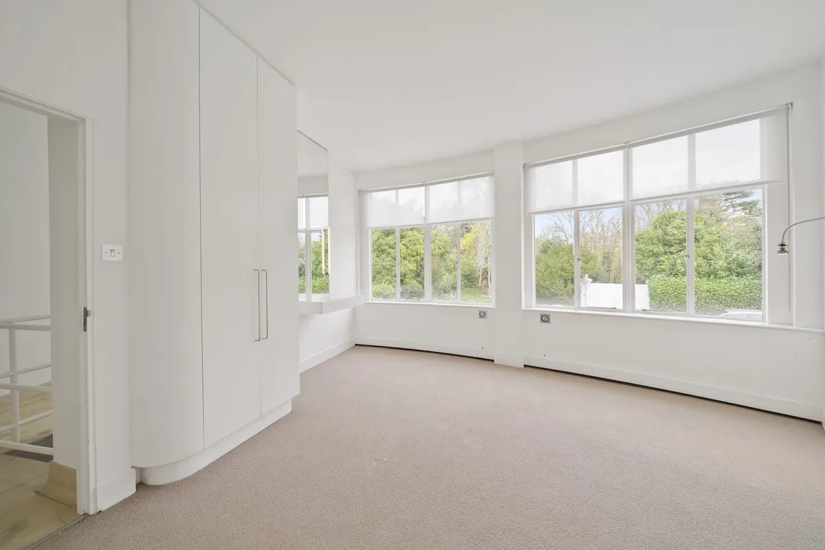 St. Anns Hill Road, Chertsey, KT16, photo 33